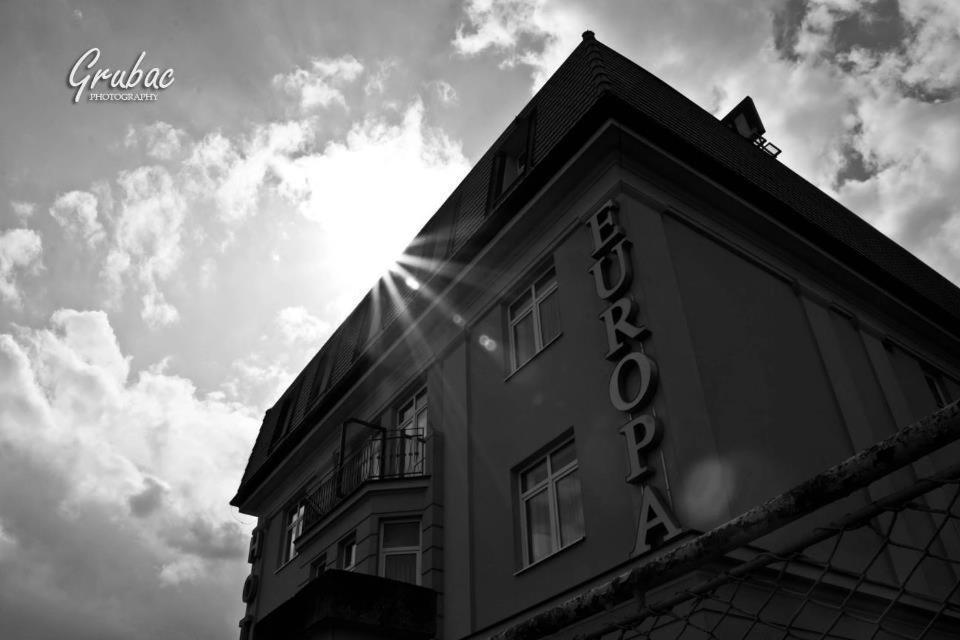 Hotel Europa Karlovac Exterior photo